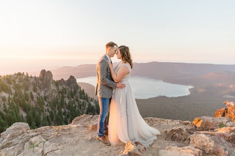 Xander & Patience // Epic Couple’s Session in The Mountains of Oregon