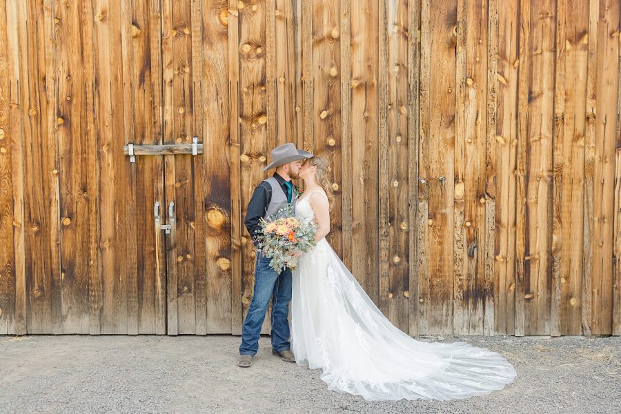 Country Wedding Bride and Groom Portraits
