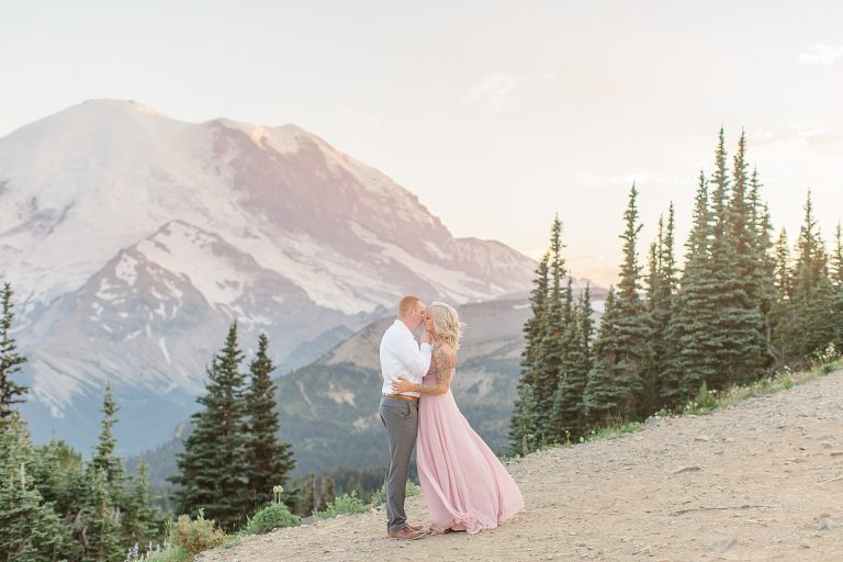 Gavin & Brandi // Romantic Mount Rainier Engagement Session